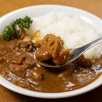 根菜トマトポークカレー180ｇ（1人前）(1袋)